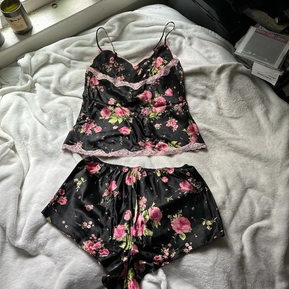 Y2K Victoria’s secret Set - Picture 6 of 9